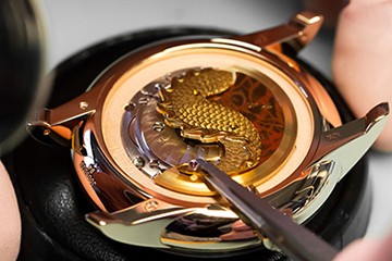 卡地亚机械表表带维修